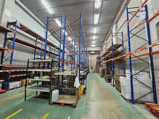 Lloguer Nau industrial a Pomar. Nave en alquiler en les guixeres - empresas de distribución urba