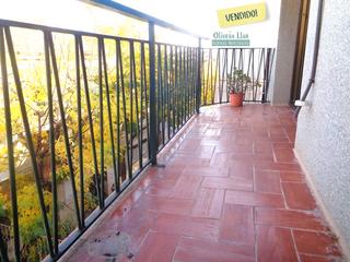 Pis a Centre. En dr. reig con ascensor+balcón+soleado