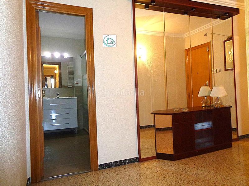 Foto f4ddb8e9-2184-40d9-98e5-b3017d7c432d. Appartamento in Centre Viladecans