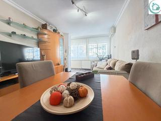 Appartement  Carrer de salvador baroné. 4 habitaciones+ascensor+balcón+opcion plaza de parquing en ubica