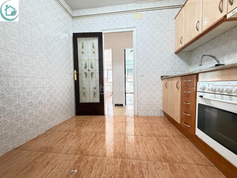 Foto 19c25122-94ce-489a-82bc-bdc403e6af63. Etagenwohnung mit heizung in Centre Viladecans