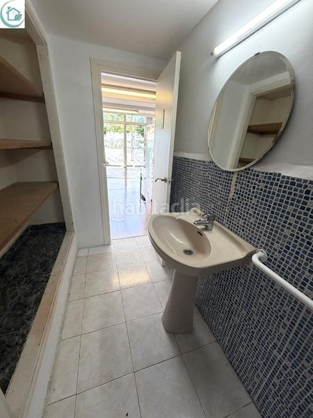 Foto ddd64df4-5927-47f2-9a9a-b6f07c06b3cb. Alquiler local comercial local diafano y soleado en zona siglo xxi en Viladecans