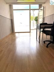 Miete Geschäftsraum in Vilamarina. Local diafano y  soleado en zona siglo xxi - único por caracteri