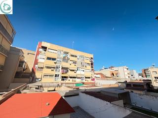 Appartement  Carrer de salvador baroné. ¡ oferta navidad ! 4 hab.+ascensor+balcón+opcion alquiler parqui