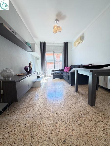 Foto e7e59563-2d80-463c-ae70-4c49ad1d1f6a. Piso oferta fin de año - finca con ascensor proxima a rambla modolell en Viladecans