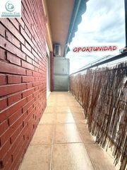 Appartamento in Centre. ¡ totalmente reformado 3 hab con balcón amplio y exterior !