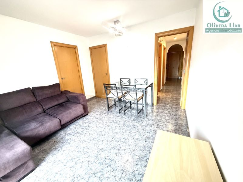 Foto b6ef3259-ddf2-4f35-a453-8c7f03d194aa. Pis a Centre Viladecans