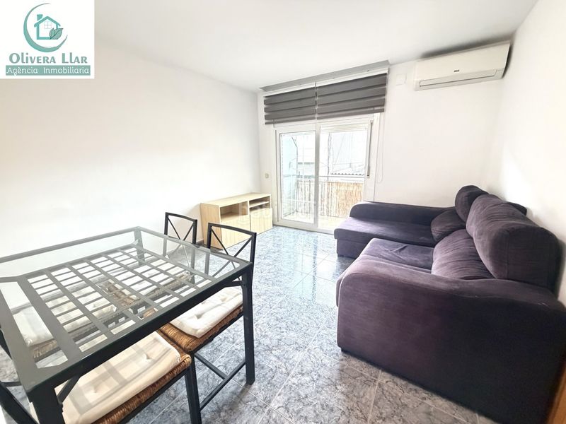 Foto eef79e0c-713c-4dfa-8df8-5aaa315d8532. Pis a Centre Viladecans