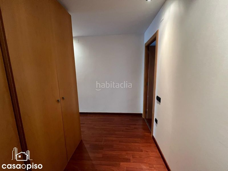 Foto b9bdbd7b-9b0d-4b0a-bbc4-15a3a7559c29. Pis amb calefacció a Barri del Centre Terrassa