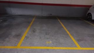 Aparcament cotxe  Anna frank. Plaza de garaje en venta en can roca