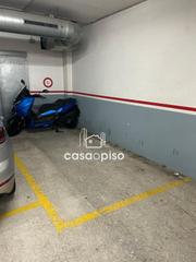 Parking coche en La Cogullada. Amplio garaje con trastero disponible en la cogullada, ideal par