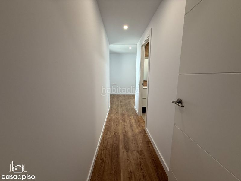 Foto 0957bf58-e535-45ee-8f0d-8a7f9b7295f6. Dúplex amb calefacció a Segle XX Terrassa