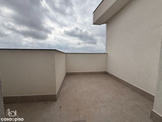 Dúplex a Segle XX. Dúplex de obra nueva con luz natural y amplias terrazas