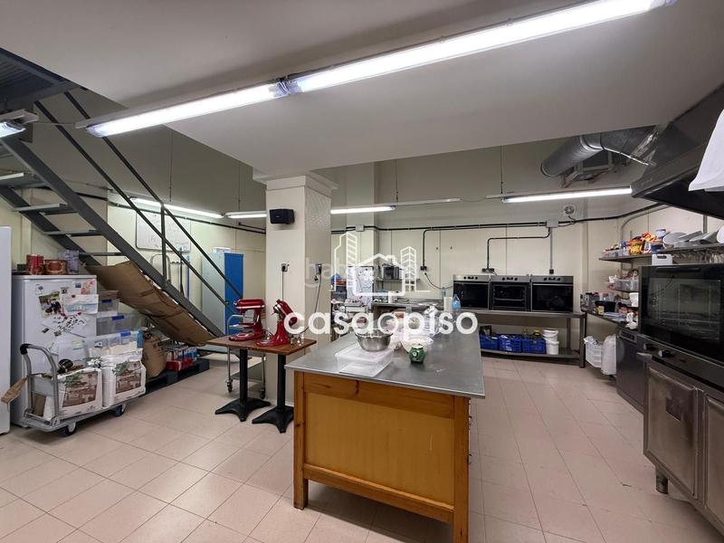 Foto 63e51ba1-577b-40f5-a528-260402a3fe38. Rent business premise in Barri del Centre Terrassa