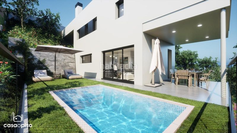 Foto 51cf948c-9525-4c7d-9df4-ff6a22368494. Casa preciosa casa con piscina en Matadepera