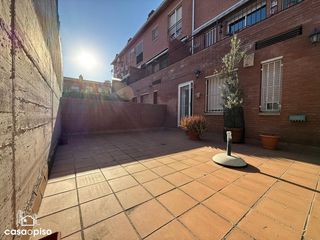 Reihenhaus  Estela ibérica. Amplia casa con local en santa perpètua de mogoda con patio, ter