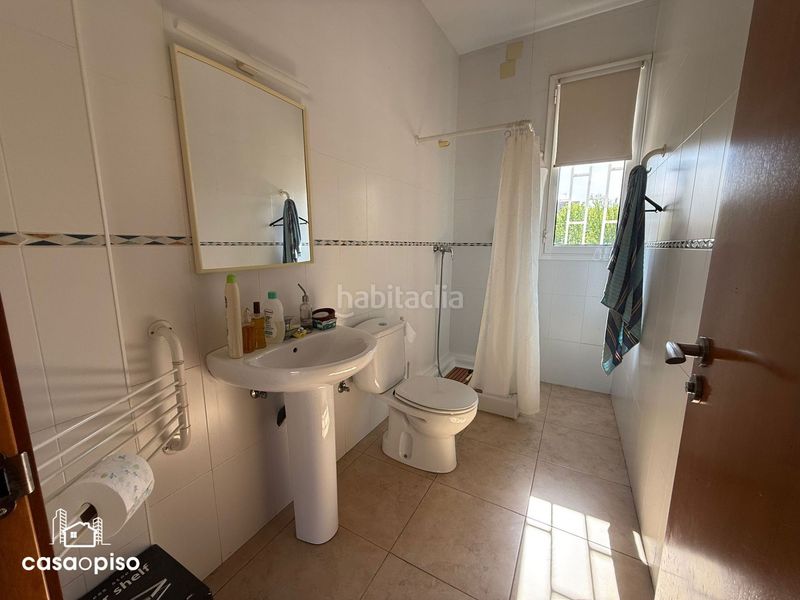 Foto 0ebbe138-6184-41e7-bdc7-efd0ff497eb5. Casa amb calefacció a Castellarnau Sabadell