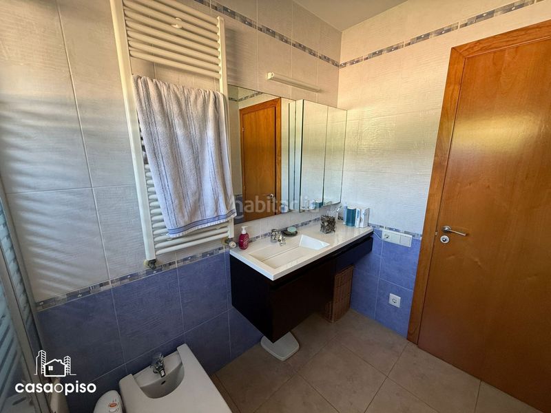 Foto 18553d06-cd6a-4ad3-9a6d-445982fa6365. Casa amb calefacció a Castellarnau Sabadell