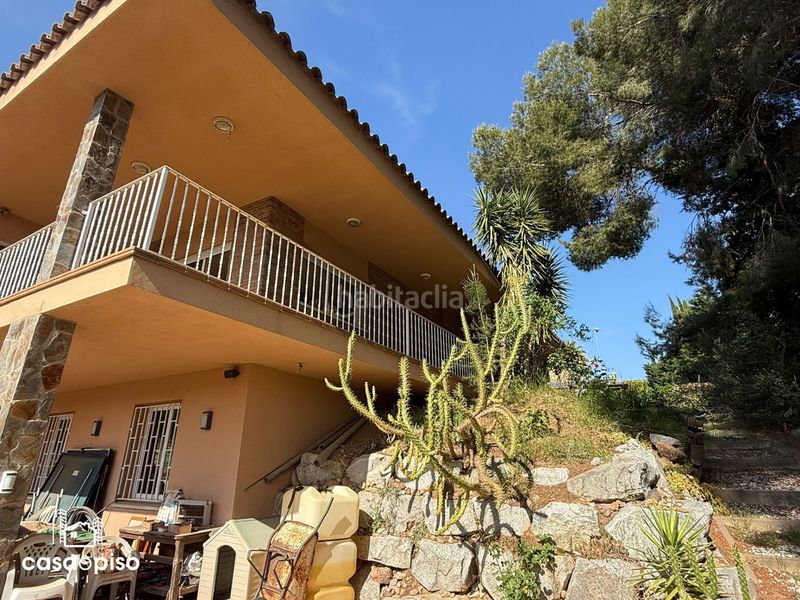 Foto 40477eb7-175e-40fd-bb0a-1c1ea75c0e00. Casa amb calefacció a Castellarnau Sabadell