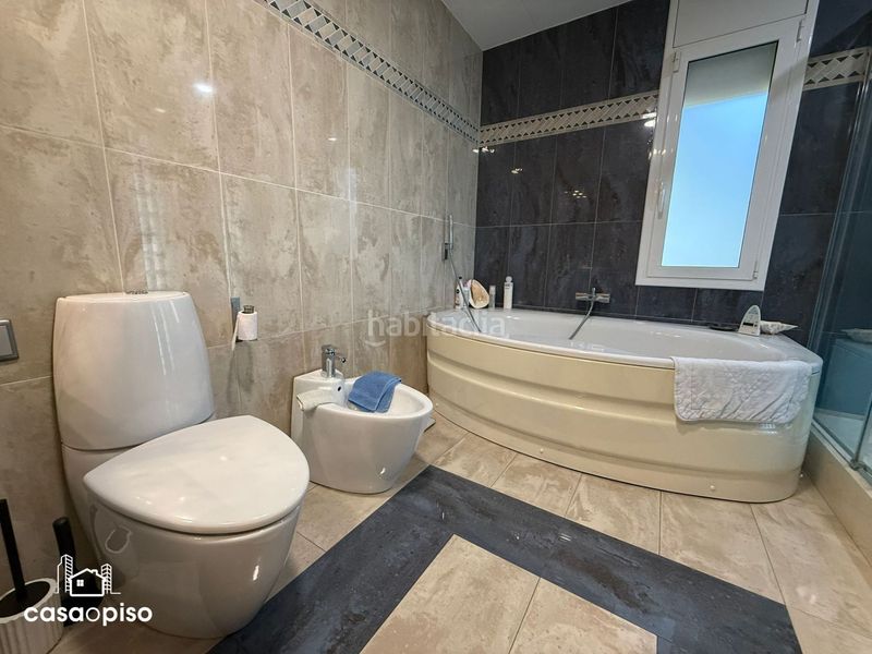 Foto 435f9d5c-d405-4623-aee8-0c077ebd055e. Casa amb calefacció a Castellarnau Sabadell