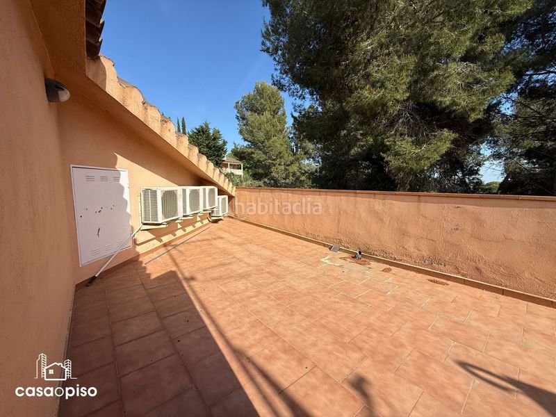 Foto 5d5fa6dd-f560-423a-b4b1-b36b3f21e574. Casa amb calefacció a Castellarnau Sabadell