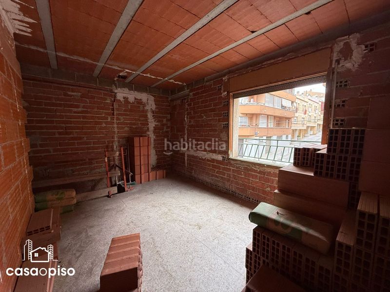 Foto 41a14df6-3235-4698-b299-c489cffa4686. Casa adossada amb aparcament a Can Palet Terrassa