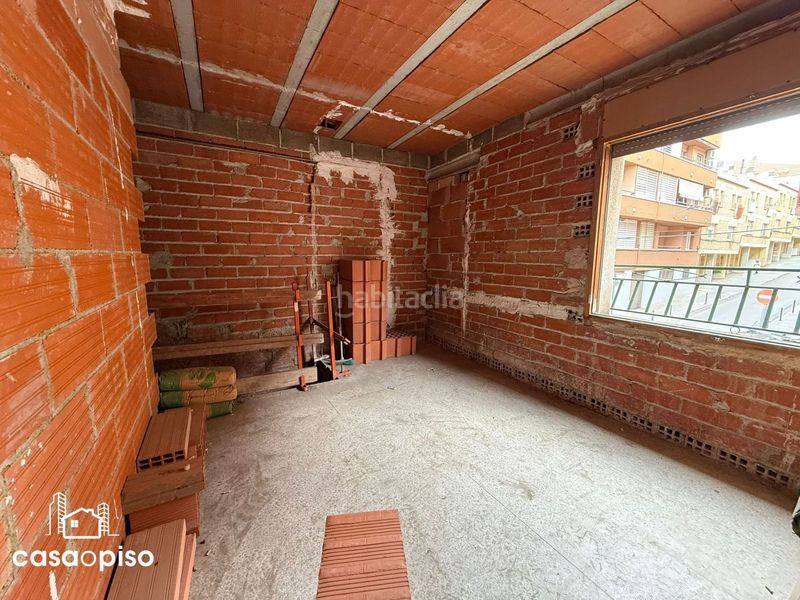Foto 55f95567-039c-4013-a6d6-6794c8893e59. Casa adossada amb aparcament a Can Palet Terrassa