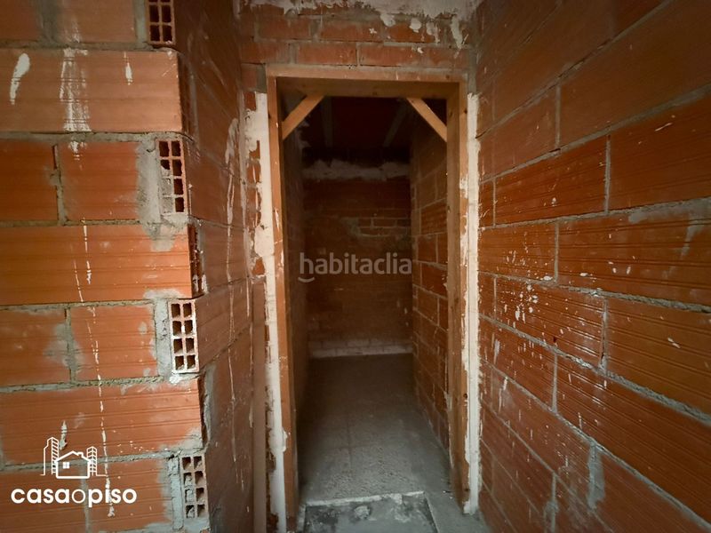 Foto 6bf5d3d3-38a5-4a9f-9e68-a3539620fa5d. Casa adossada amb aparcament a Can Palet Terrassa