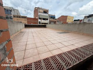 Casa a schiera  Duquessa de la victòria. Una casa de 365m, lista para tu proyecto de vida en can palet