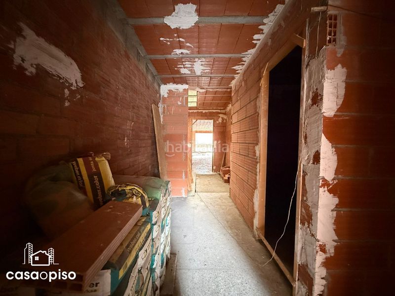 Foto b9f0b4e9-78e0-4862-803a-263485904641. Casa adossada amb aparcament a Can Palet Terrassa
