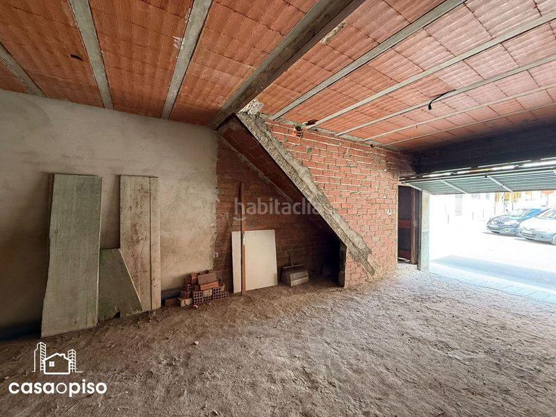 Foto d44f8dd2-4f70-4d8d-bdde-1a9bac8f4330. Casa adossada amb aparcament a Can Palet Terrassa