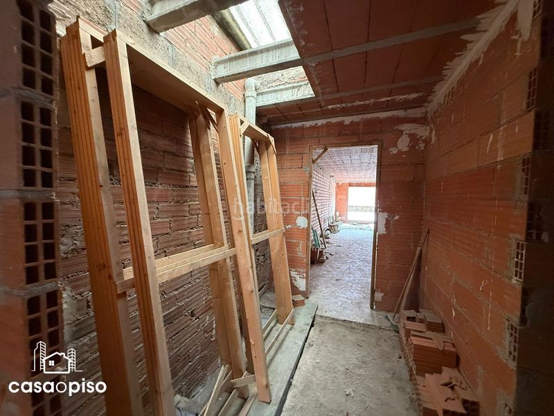 Foto ece3d754-8250-4823-a0c3-20c4eeb20338. Casa adossada amb aparcament a Can Palet Terrassa