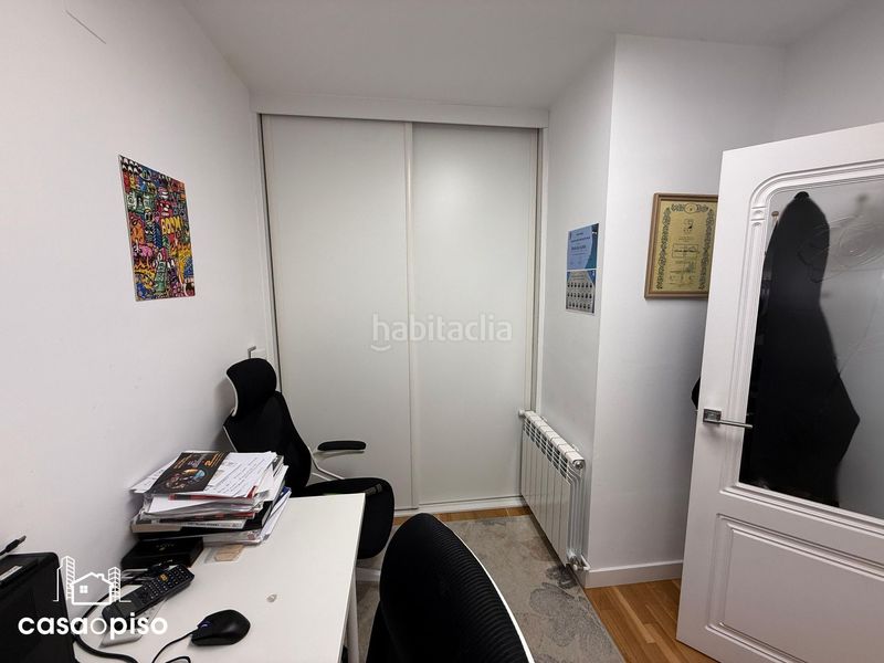 Foto 0f09cd98-70d0-40c5-940b-683e9cbc20b9. Casa adossada amb calefacció a Polinyà