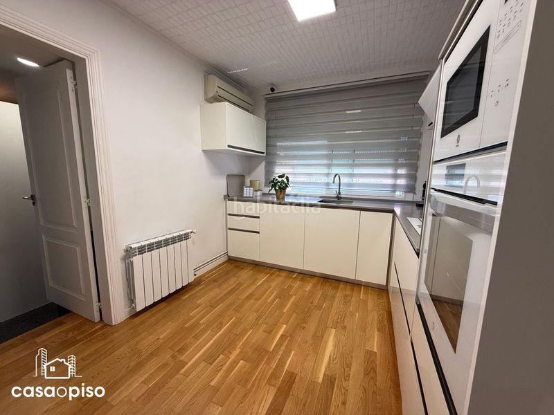 Foto ac9cc0a2-d669-4e04-8a43-6765f43f6ced. Casa adossada amb calefacció a Polinyà