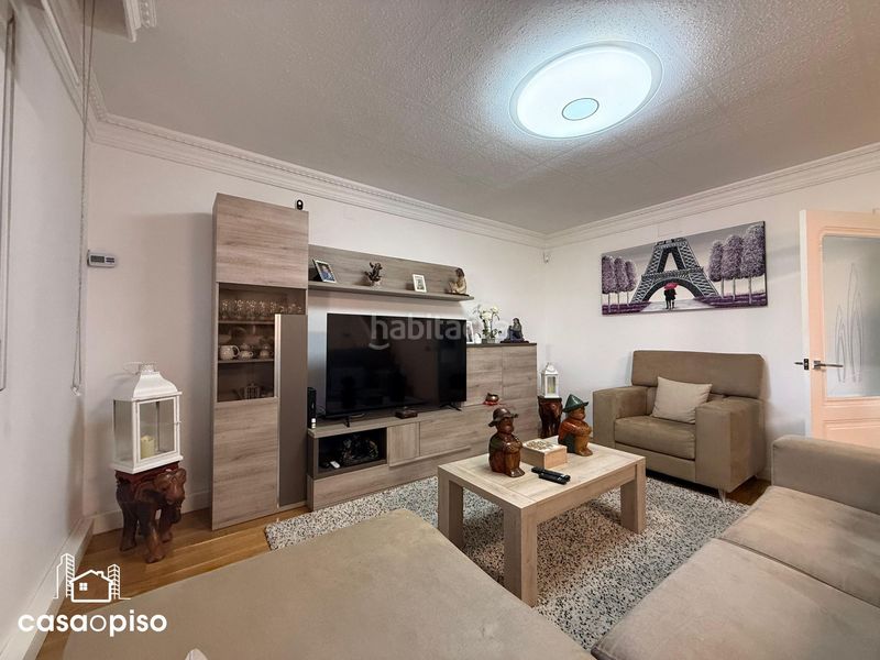 Foto e17019de-ea6d-46d9-b340-529232b2c820. Casa adossada amb calefacció a Polinyà