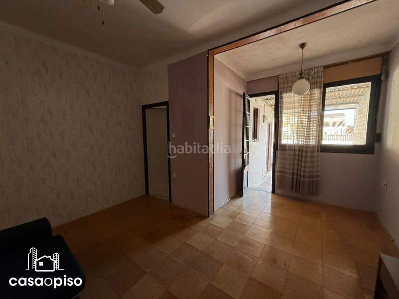Foto 272dd473-e7ab-42e6-962a-f95ad089a79a. Casa adossada amb calefacció a Ca n'Aurell Terrassa