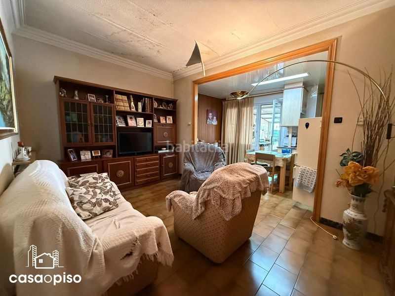 Foto abe46601-b01d-4ba5-860d-de01a9b845b8. Casa adossada amb calefacció a Ca n'Aurell Terrassa