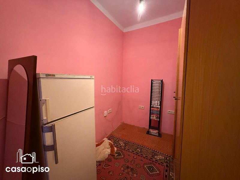 Foto aeada5c4-a872-49d9-a675-ae7225f04cc5. Casa adossada amb calefacció a Ca n'Aurell Terrassa