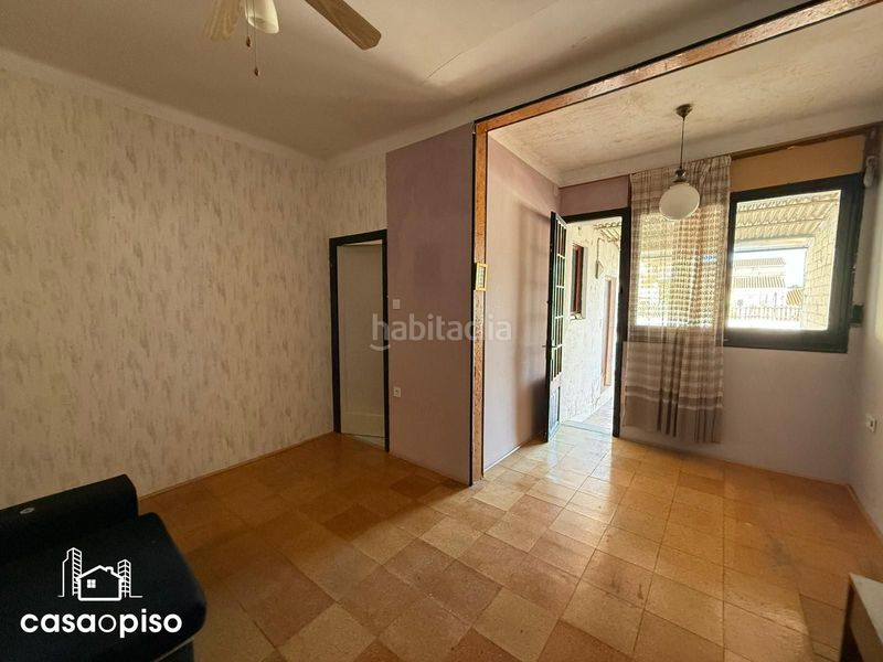 Foto b43b9d52-69c1-4ba4-bd05-3adaf5be135b. Casa adossada amb calefacció a Ca n'Aurell Terrassa