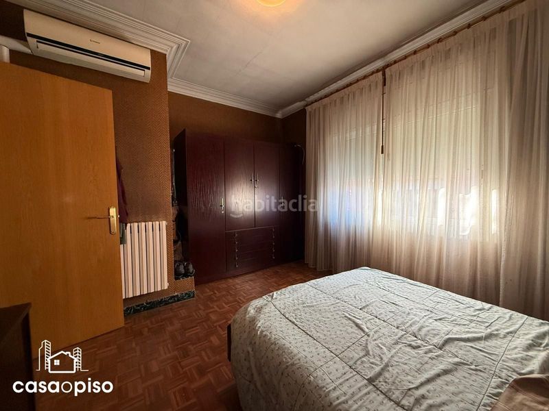 Foto b5eec583-149a-4d4f-b5b7-1126c464493b. Casa adossada amb calefacció a Ca n'Aurell Terrassa