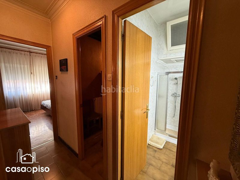 Foto bea76403-a7c0-46b5-b108-316da25fc3a3. Casa adossada amb calefacció a Ca n'Aurell Terrassa