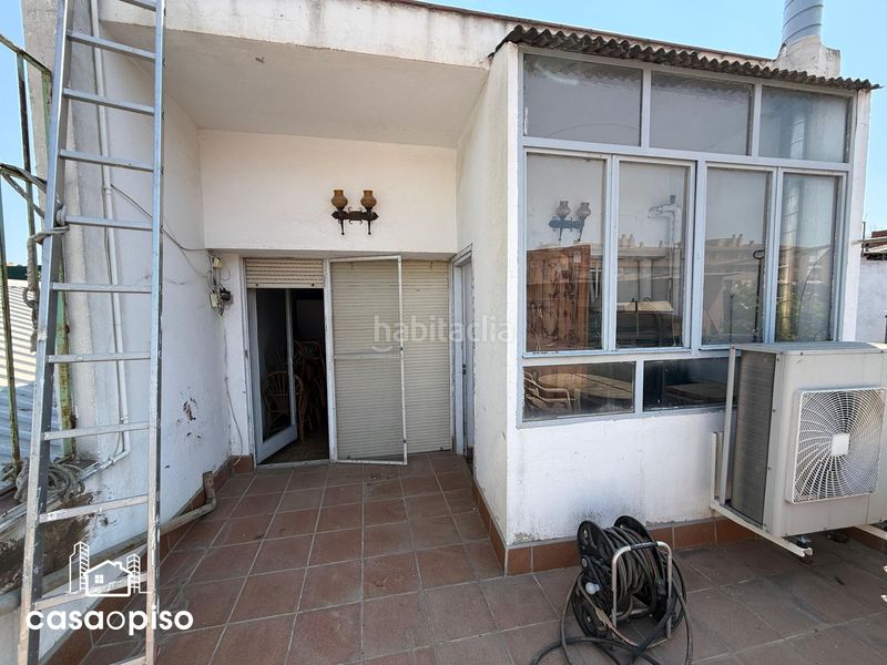 Foto 16c08668-fe5c-4439-995a-6042cb34c0c4. Casa adossada amb calefacció a Roc Blanc Terrassa