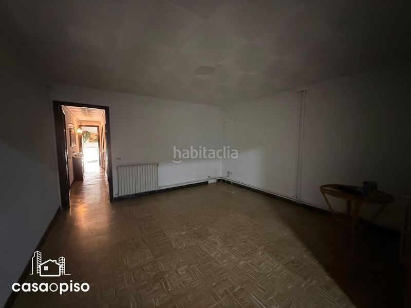 Foto 77e0ef8b-fde2-43af-b520-567d50dae3d1. Casa adossada amb calefacció a Roc Blanc Terrassa