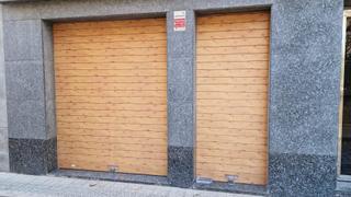 Lloguer Local Comercial a Barri Antic. Local comercial en alquiler por zona plana de lom de manresa