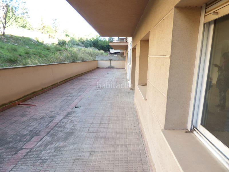 Foto d2b8cf38-1075-439c-9ac5-a37aab46fec6. Location bureau dans Poble Nou Manresa