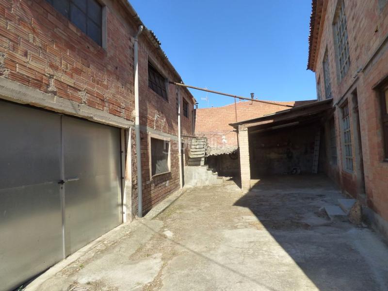 Foto 925b481c-dcff-47a3-9c3b-637cd22df811. Terrain résidentiel dans Santpedor