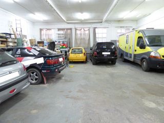 Nave industrial en Plaça Catalunya. Nave industrial en venta en el casco urbano de manresa apta para