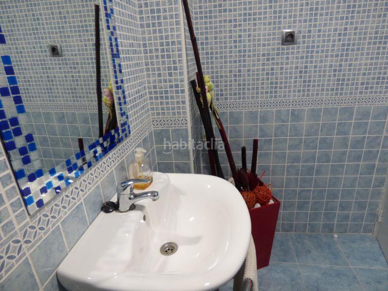 Foto 1ca8d0ee-e960-49f0-a51f-93f12bc76568. Alquiler local comercial  reformado en alquiler en la font dels capellans en Manresa