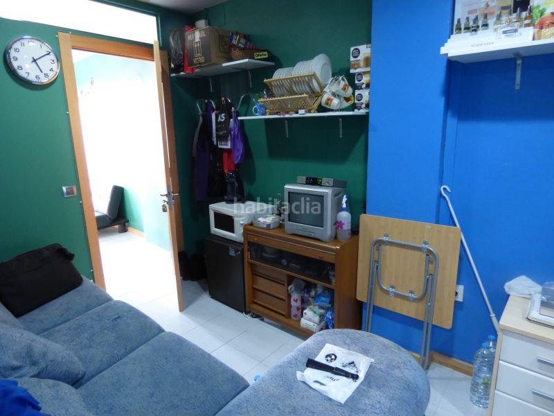 Foto 49f18664-10ae-4140-b107-0da4fbc5d450. Alquiler local comercial  reformado en alquiler en la font dels capellans en Manresa
