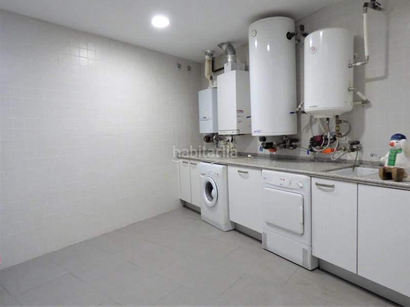 Foto 120e6e44-2b53-45d0-a6a5-0d8743b825d1. Casa amb calefacció aparcament a Font dels Capellans - Sagrada Familia Manresa